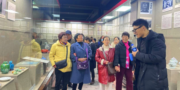 四川成都：2025年残疾人无障碍感知行活动